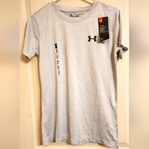 NWT Under Armour womens lose foot gray heat gear tee